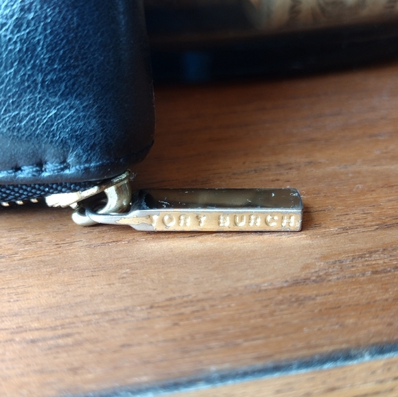 Tory Burch Black Full Sized Leather Wallet - Picture 3 of 5